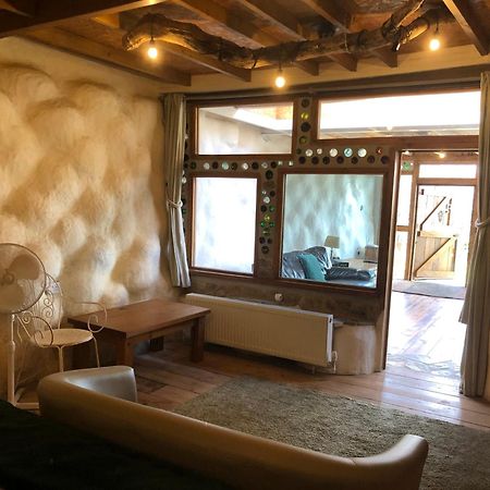 Rabbits 1Or 2 Bedroom Hobbit Style Hillset Earthen Dartmoor Eco Home South Brent Eksteriør bilde