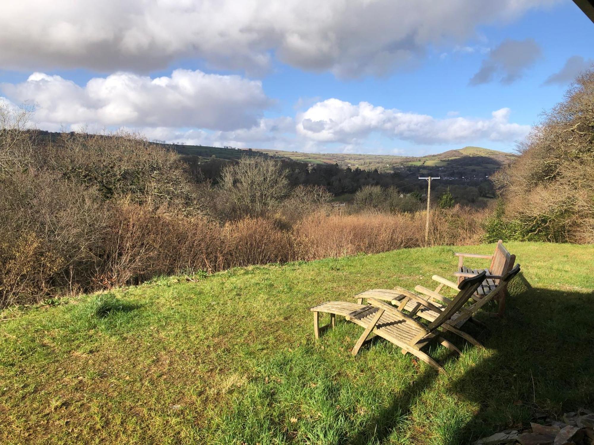 Rabbits 1Or 2 Bedroom Hobbit Style Hillset Earthen Dartmoor Eco Home South Brent Eksteriør bilde